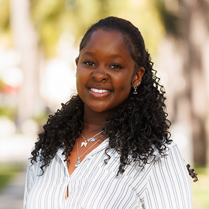 Headshot of Ella Gach