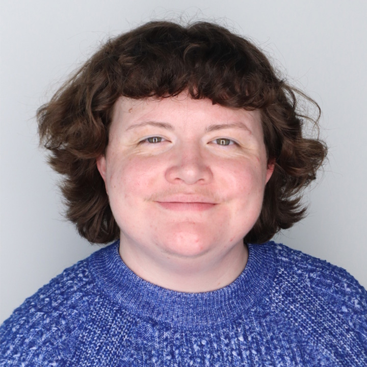 Headshot of Fin Dhuyvetter