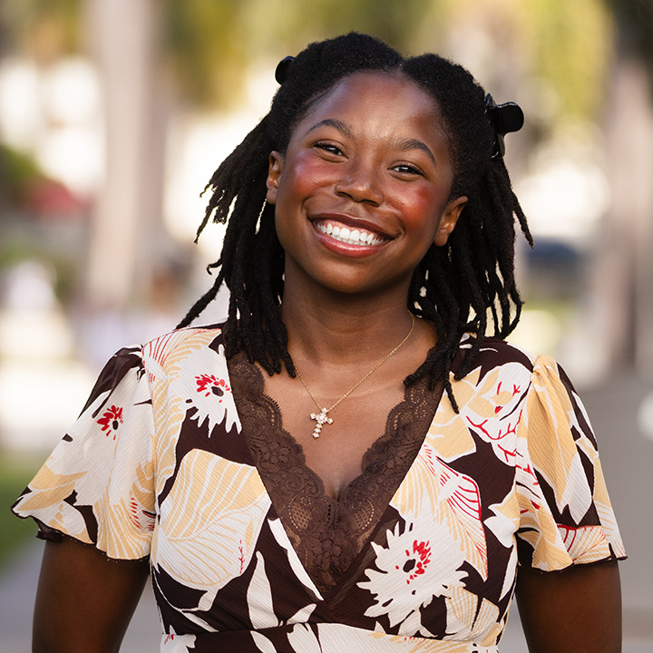 Headshot of Keona Munowenyu