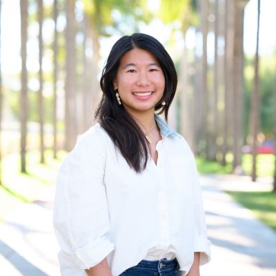 Headshot of Zoe Chang