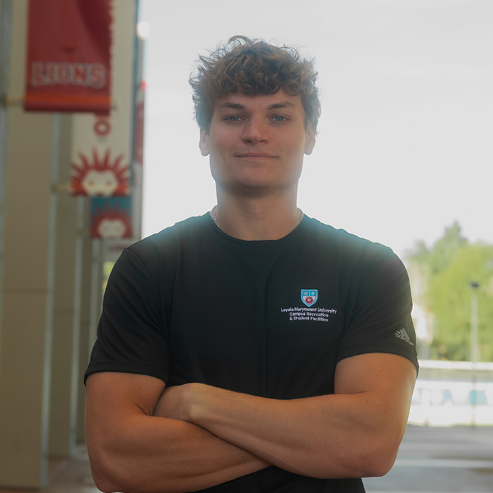 Headshot of Alex Hawkins