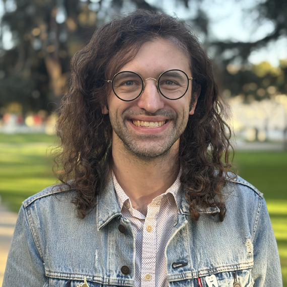 Headshot of Colin White