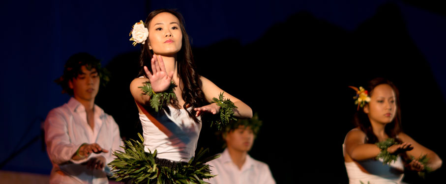 LMU Na Kolea Student Dancing