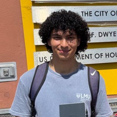 Headshot of Carlos Rodriguez