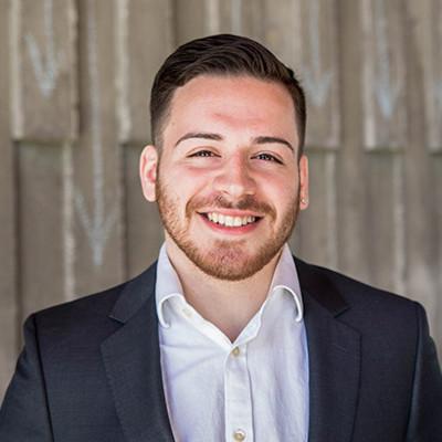 Headshot of Frank Albergo